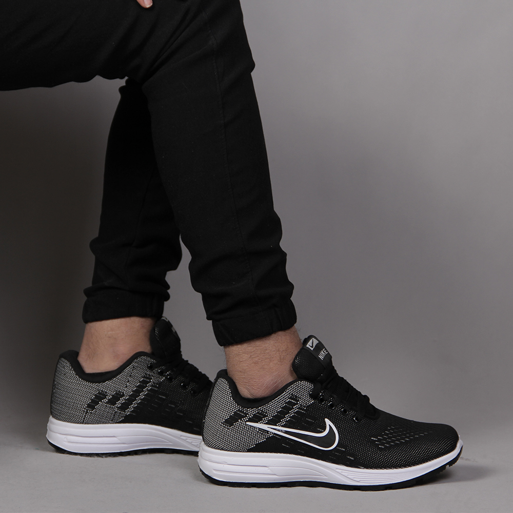 کفش Nike بافتی مشکی طوسی